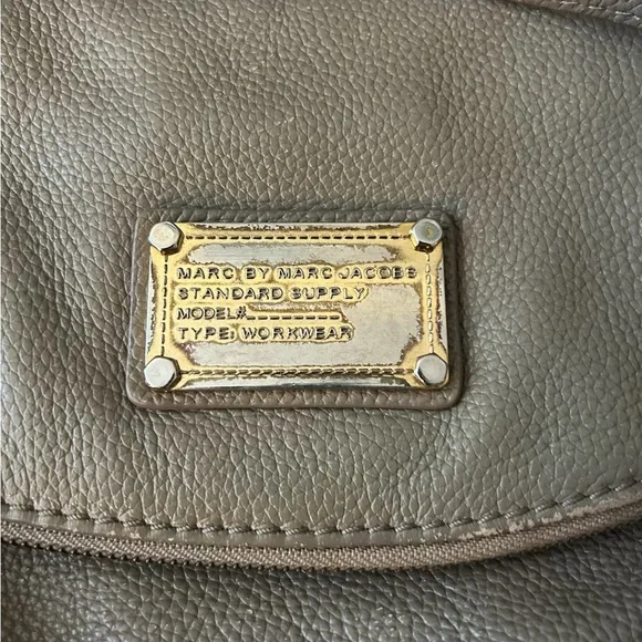 Marc Jacobs Crossbody Bag with Adjustable Strap - Picture 2 of 4